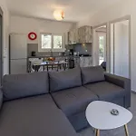Manos House - Elegant Modern Escape Vakantiehuis