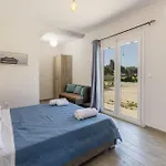 Vakantiehuis Manos House - Elegant Modern Escape *
